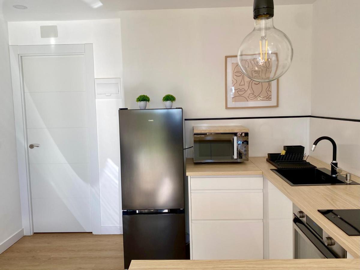 Breeze - Private Heated Pool Apartment